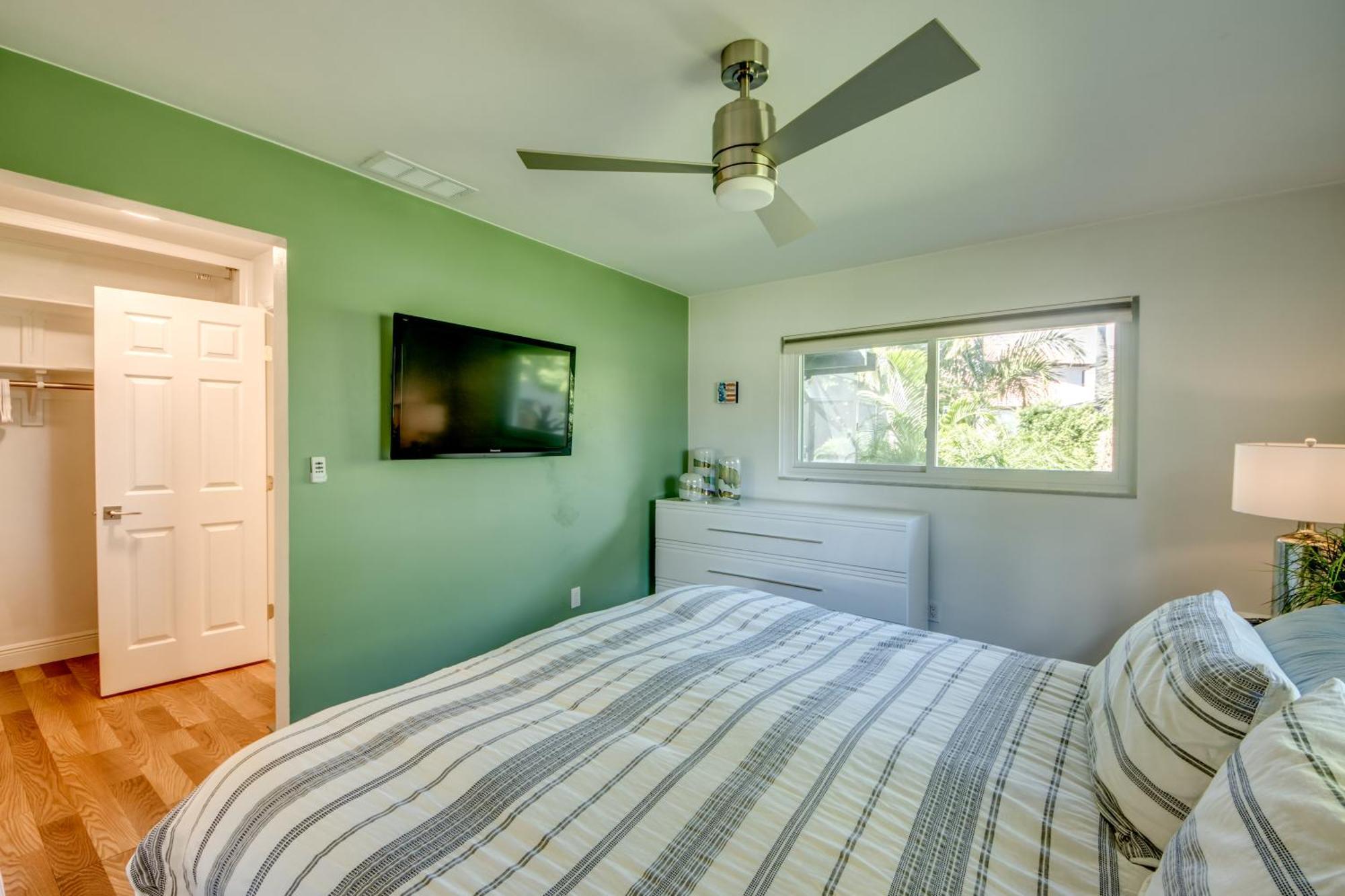 De Vil Cape Coral