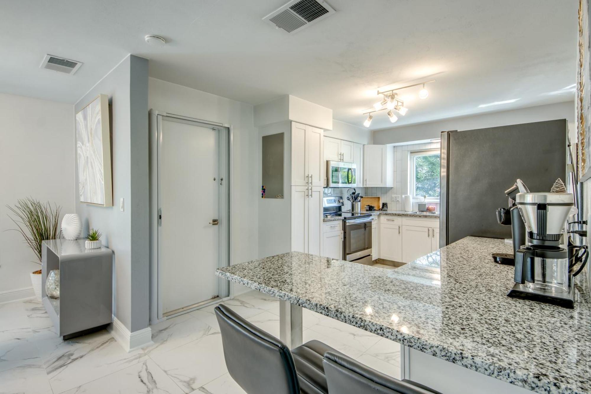 De Vil * Cape Coral